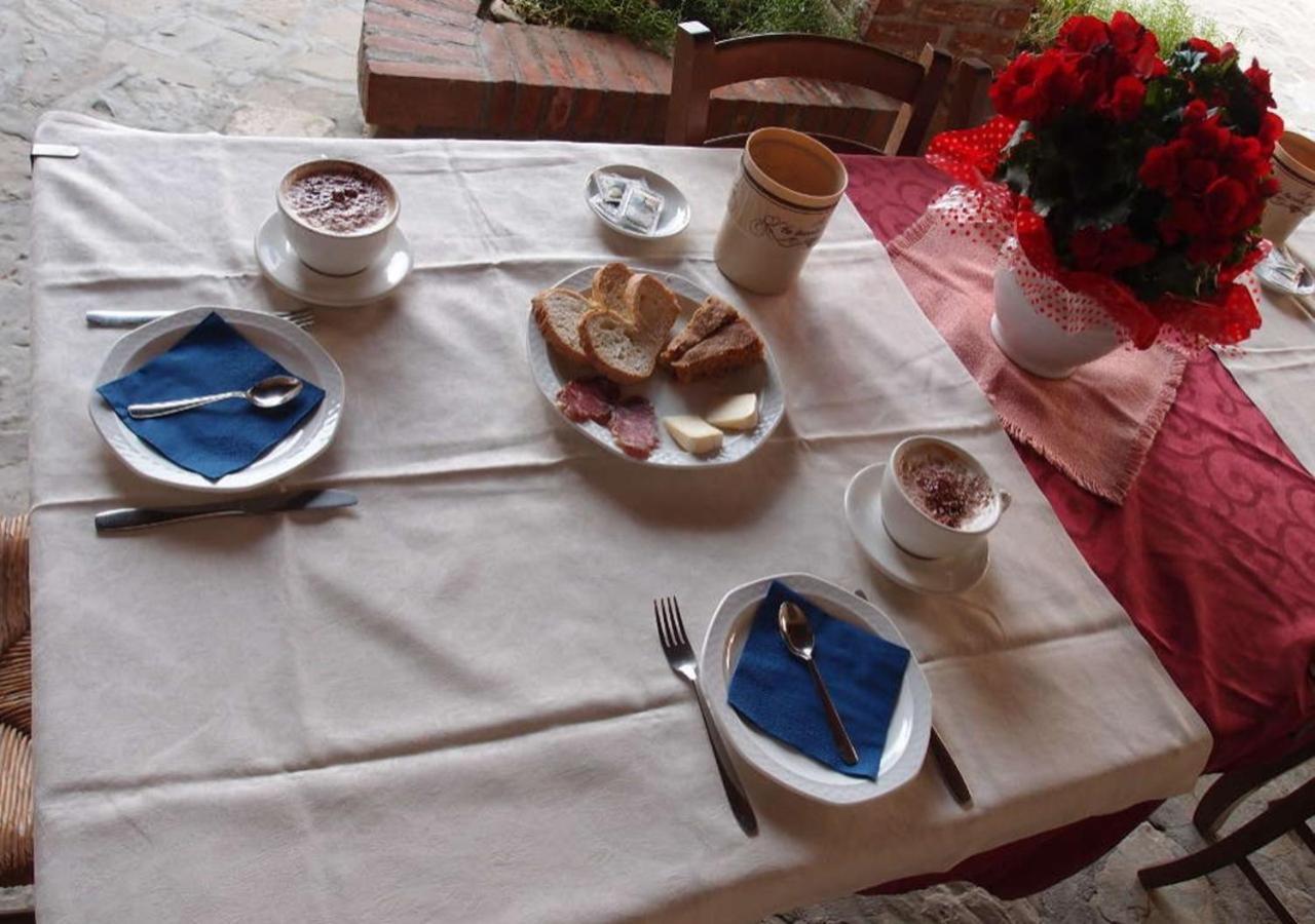 Ristorante Albergo Da Maurizio 크라반자나 외부 사진
