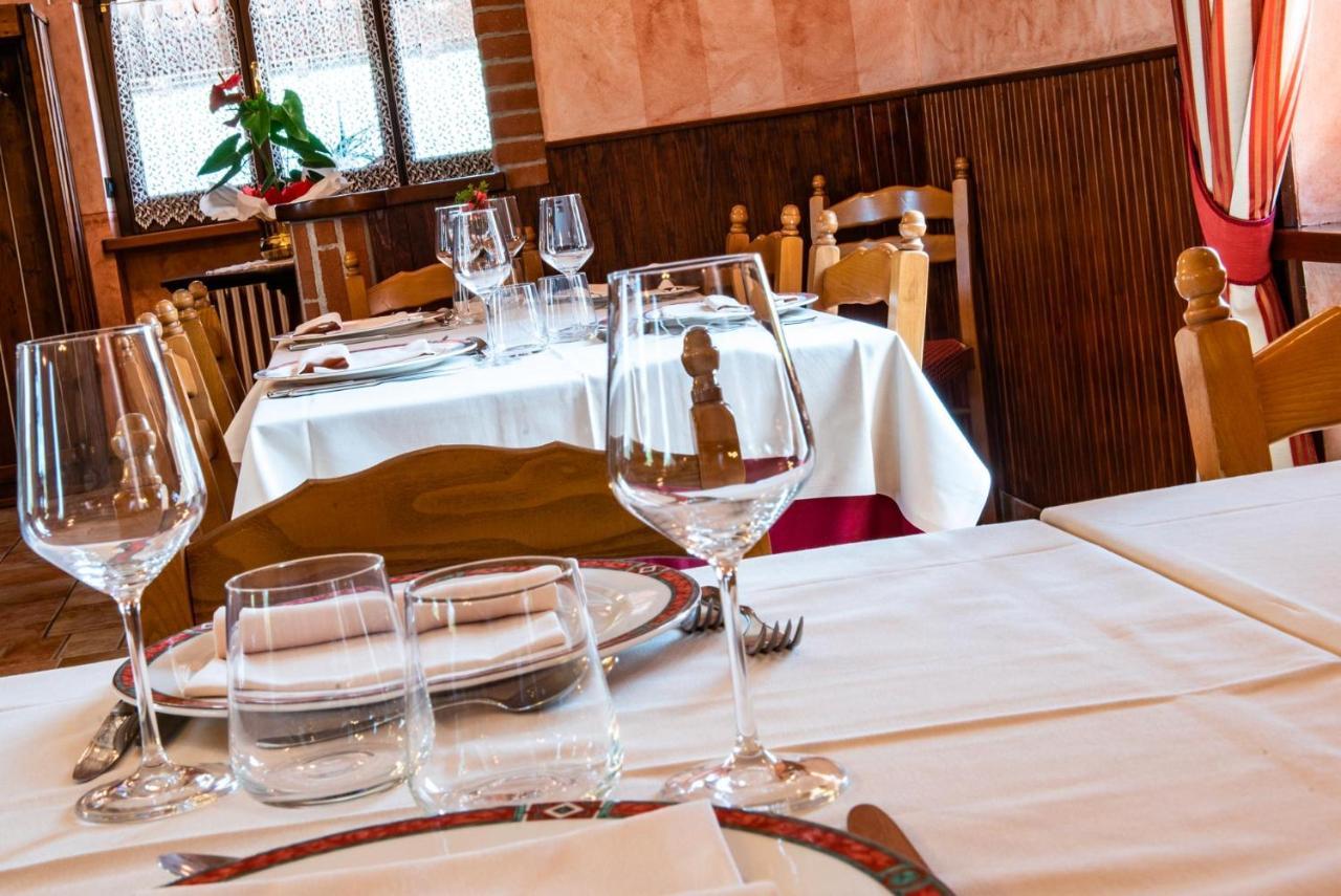 Ristorante Albergo Da Maurizio 크라반자나 외부 사진