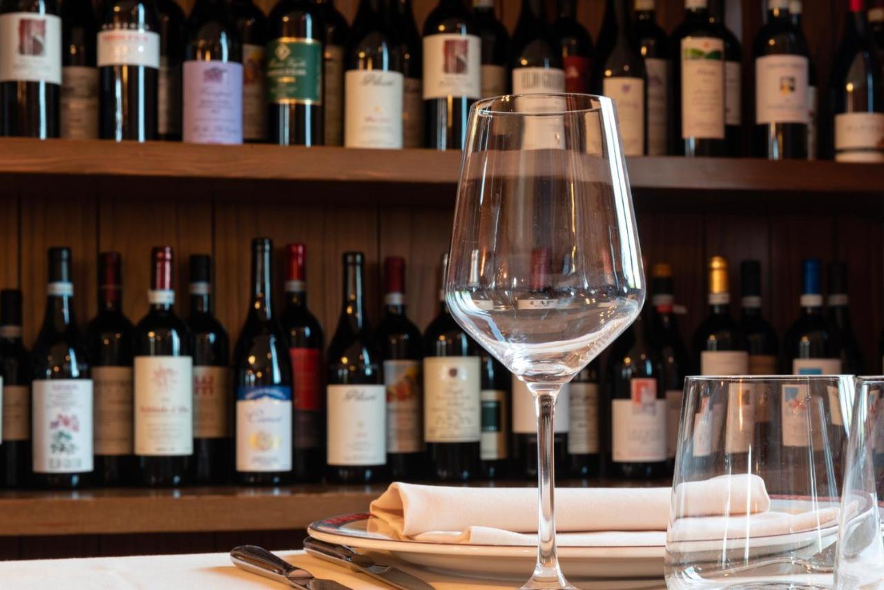 Ristorante Albergo Da Maurizio 크라반자나 외부 사진