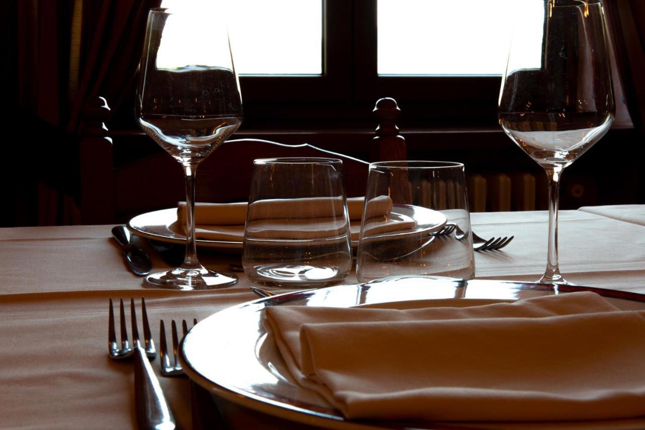 Ristorante Albergo Da Maurizio 크라반자나 외부 사진